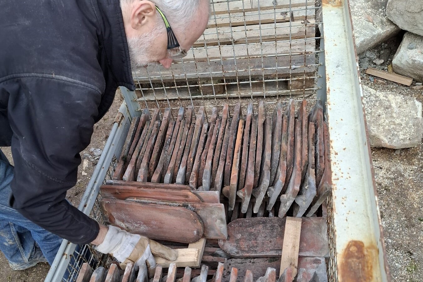 20251029_UGL-Scheune-Dachabdecken_f982a48c_bearb-500kb